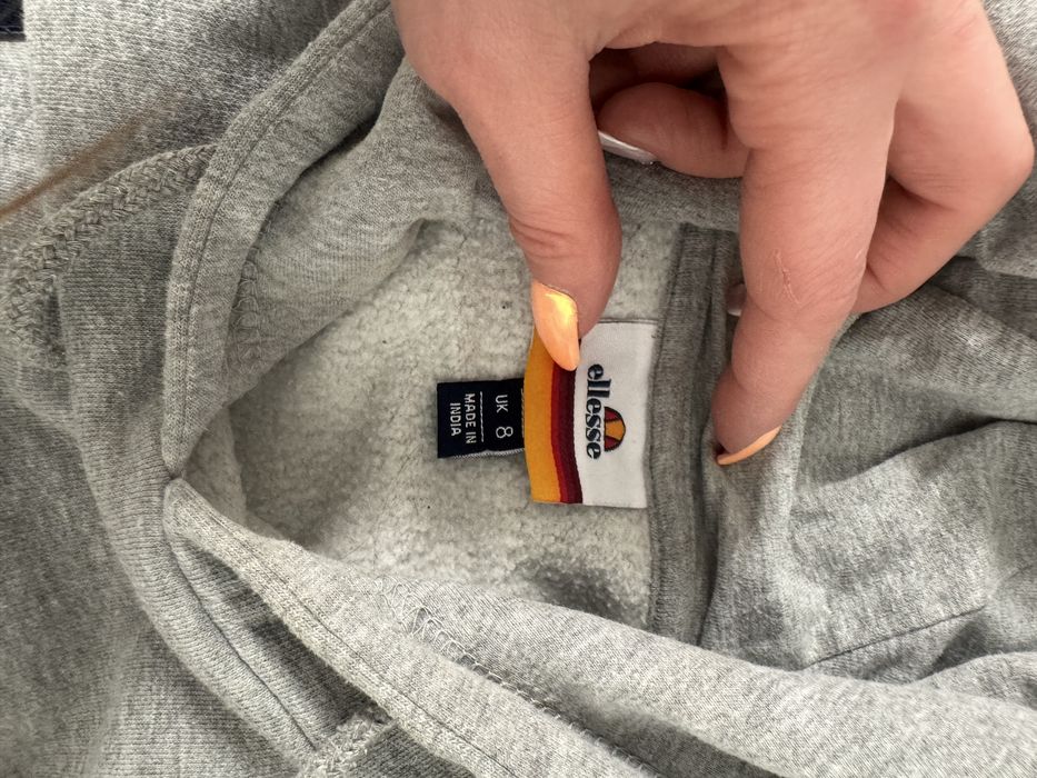 Bluza szara krótka z kapturem Ellsesse