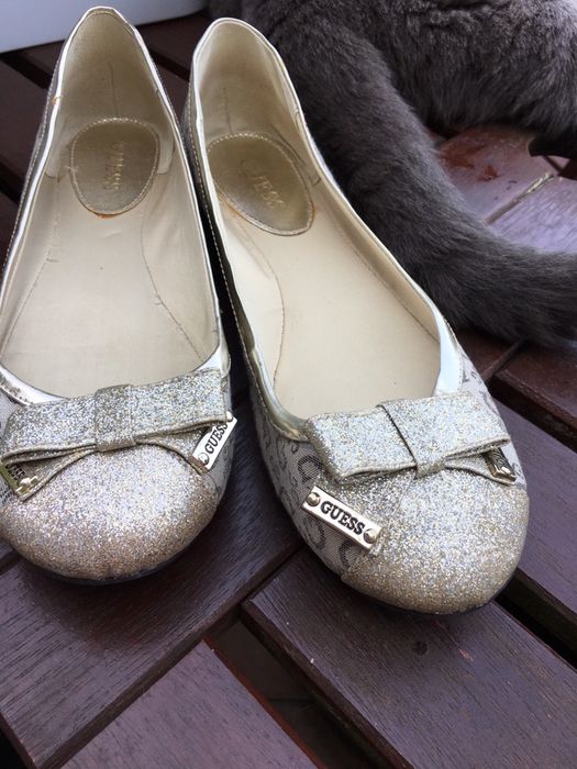 Balerinki, czółenka, Guess, eleganckie, nowe 41 26 cm.