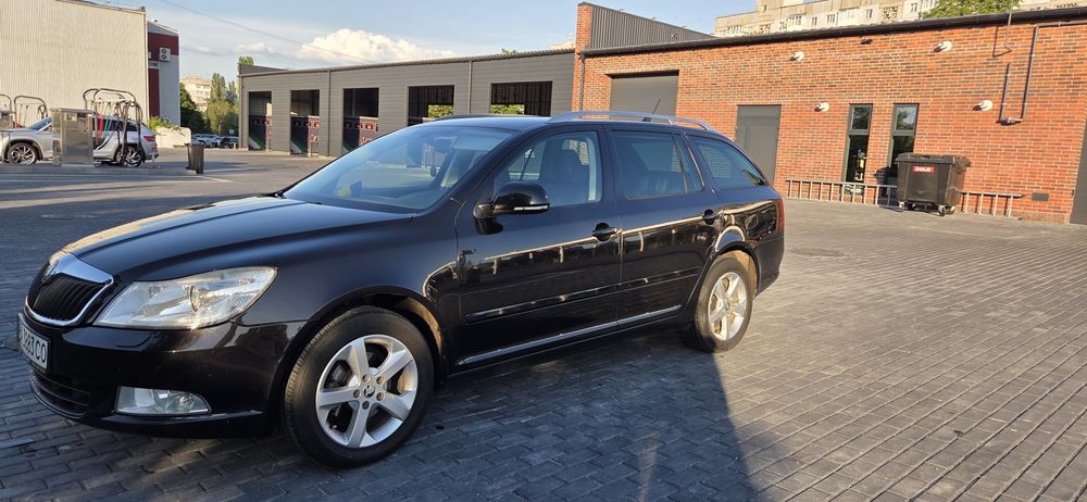 Skoda Octavia 2011 VIN TMBGT61Z7B8035516 фото оголошення 3 з 8