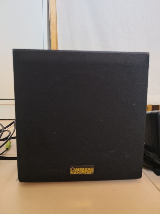Colunas Cambridge Soundworks SW320 2.1