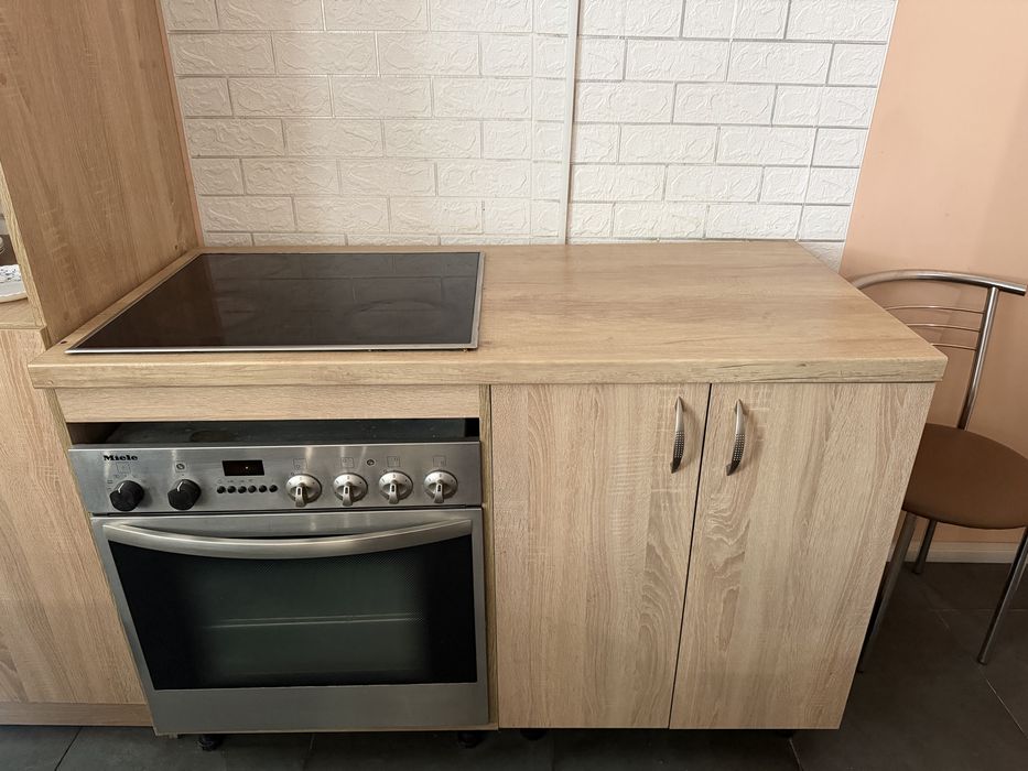 Электроплита  и  с духовым шкафом Miele