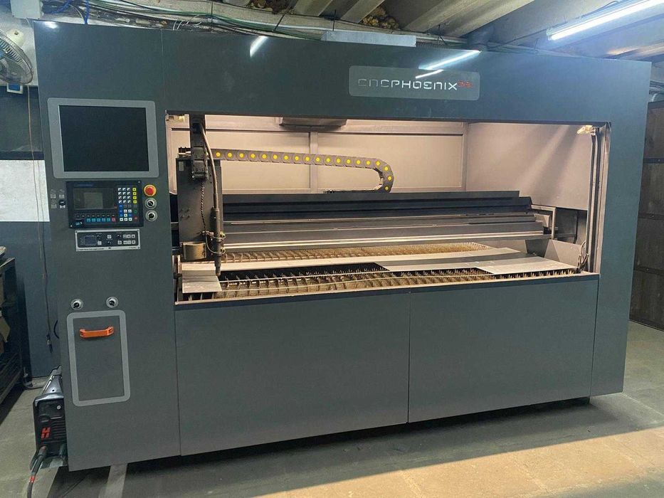 Máquina cnc Plasma ou laser fibra cabinada 2000x1000 ou 3000x1500