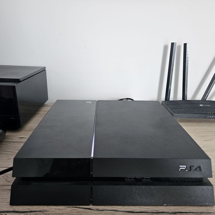 Playstation 4 500 gb + kontroler