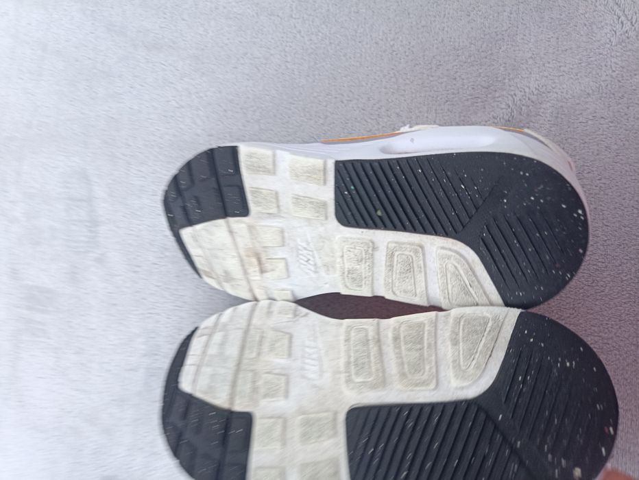 Детские кроссовки 2023 Nike Air Max р35.5