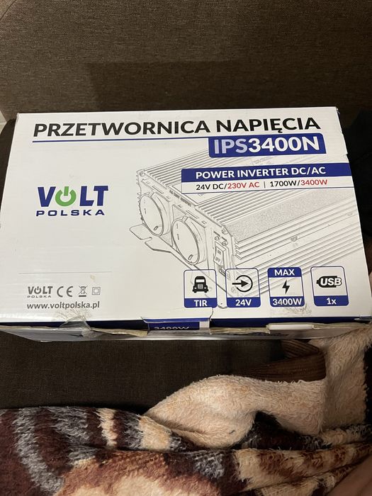Продам інвертор VOLT POLSKA IPS-3400N (24V)