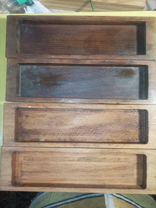 Вінтажні дерев’яні коробки для заточних каменів