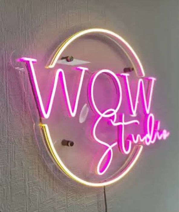 Неонові вивіски  під замовлення