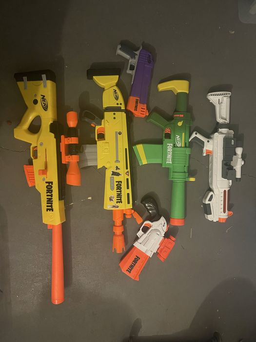 Vendo coleção de nerfs