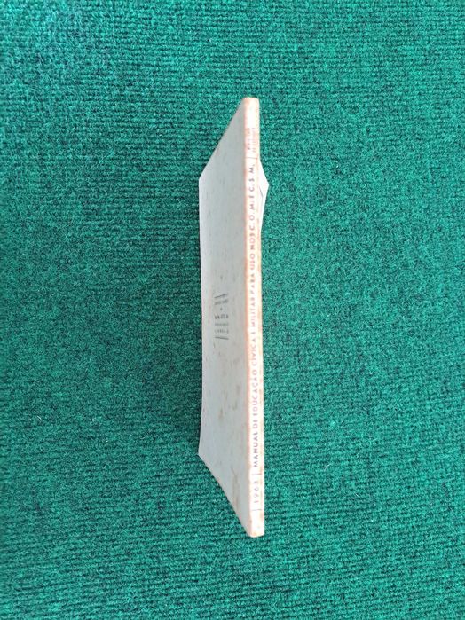 Manual de Educação Cívica e Militar para Uso nos C.O.M. e C.S.M.