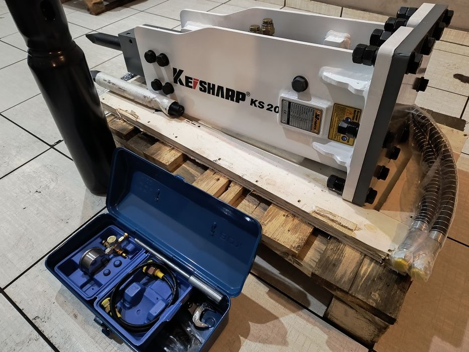 Młot hydrauliczny do mini koparki JCB Kubota Cat yanmar 93kg nowy