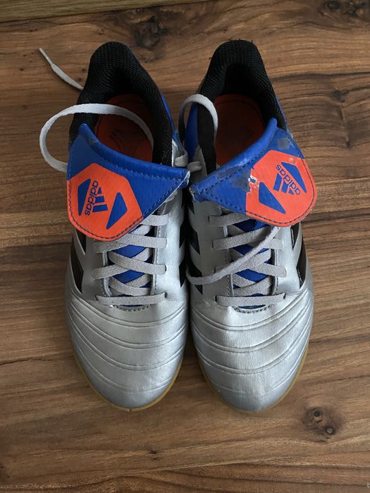 Футзалки Adidas