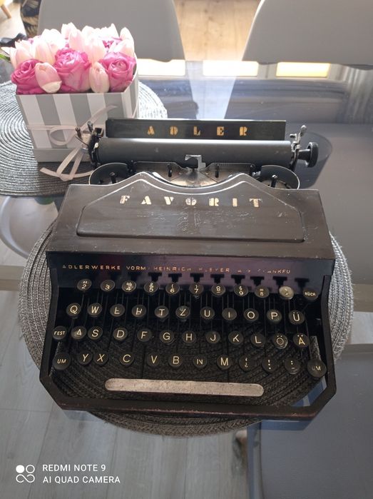 Maszyna do pisania Adler Favorit