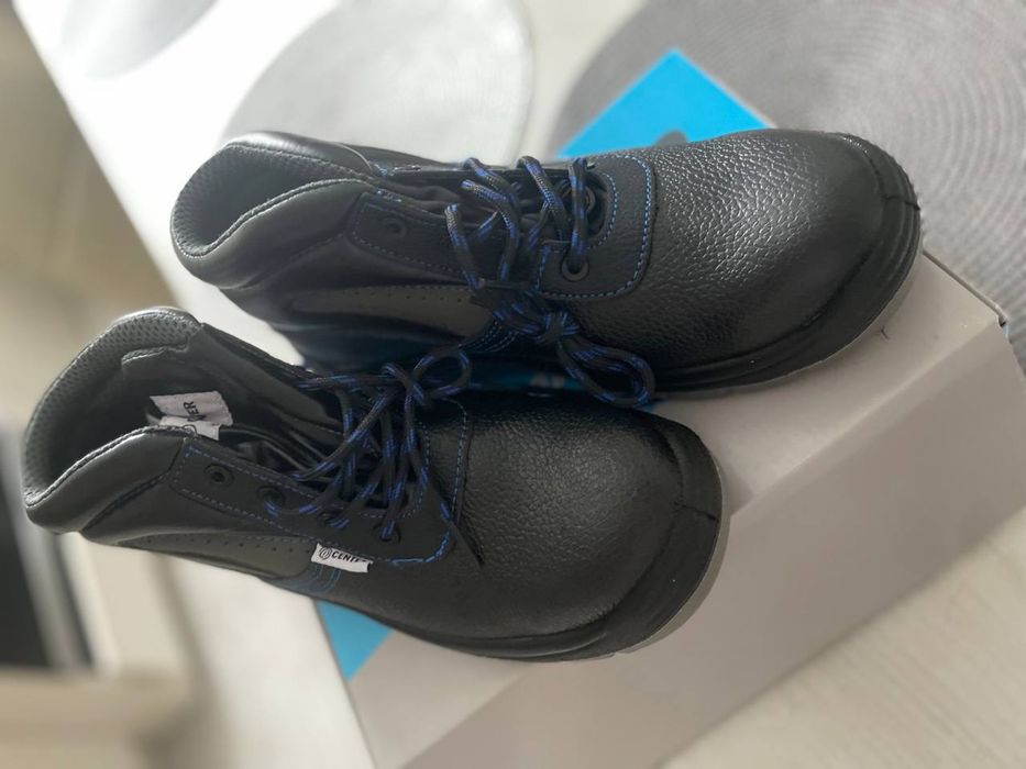 Рабочие ботинки, новые