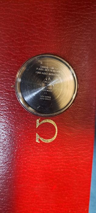 Relógio Omega seamaster.