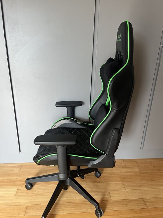 Fotel gamingowy razer