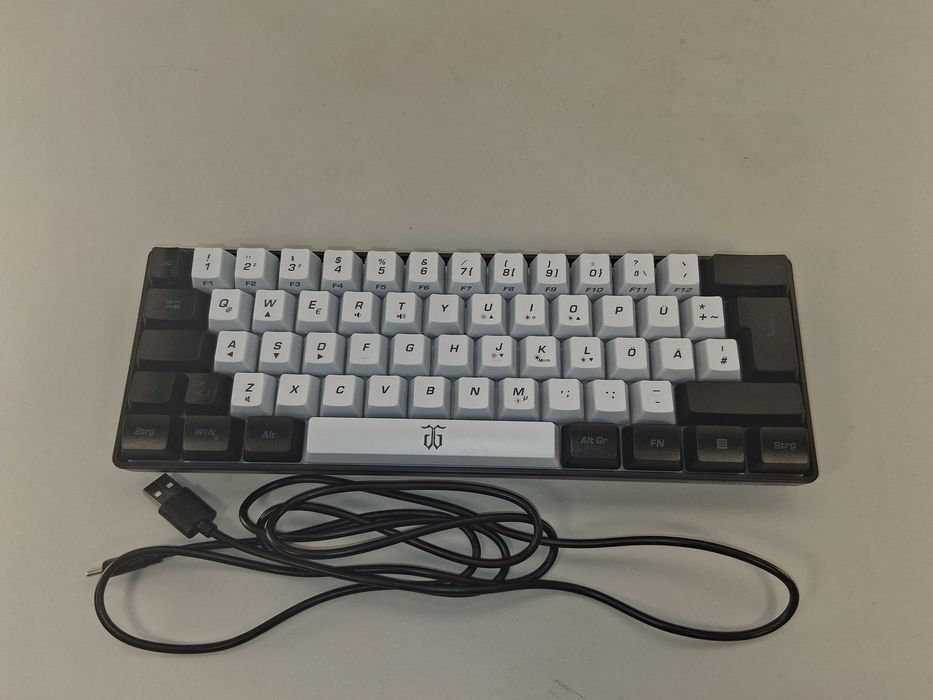 N088 Klawiatura Gamingowa Snepurdiri V800 61 Klawiszy RGB USB