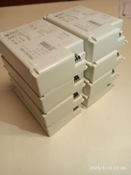 Balastros Eletrónicos 2x26W e também 2x32W fluorescentes compactas