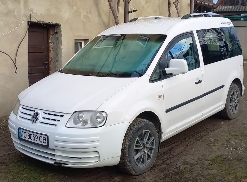 Автомобіль Фольсваген Кадік