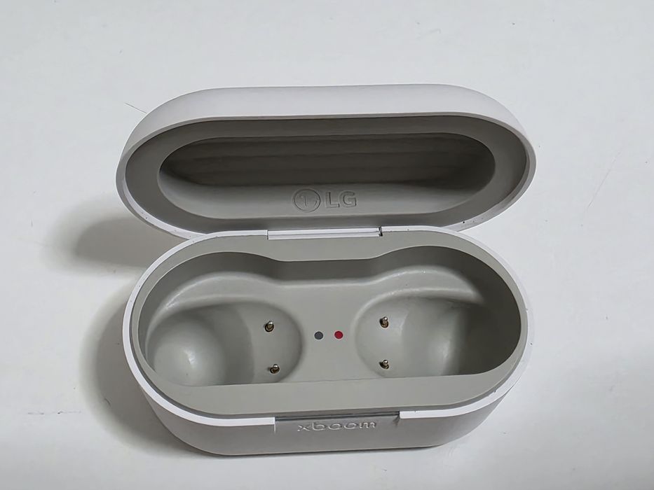 Earbus Lg xboom buds