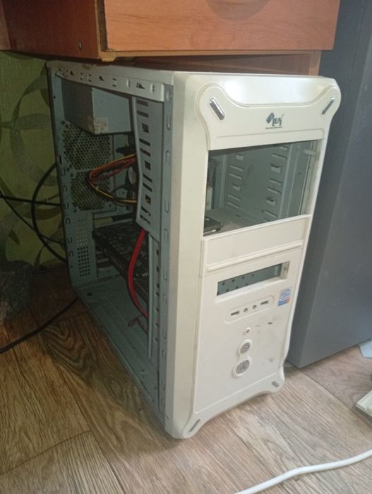 Средний Компьютер