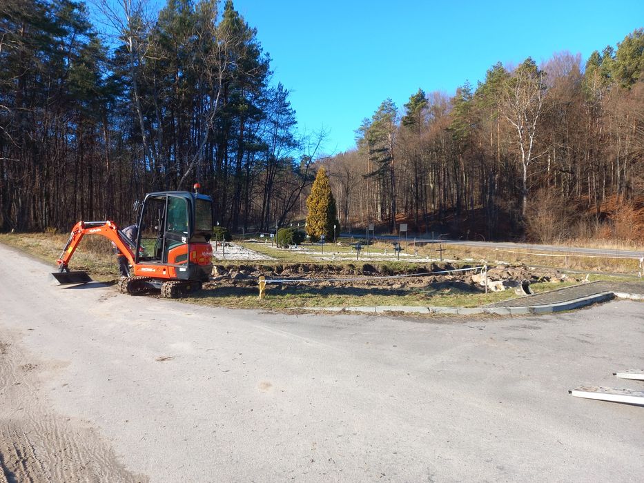 Usługa minikoparką oraz wywrotką