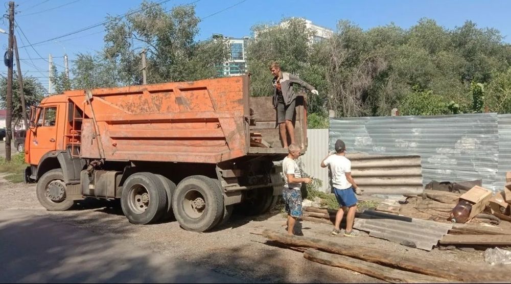 Вывоз мусора Камаз Зил Газель , Грузчики , Вывоз строительного мусора