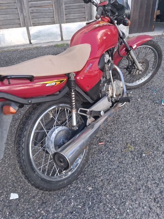 CG TITAN  125 Raridade 68.000 km negociável