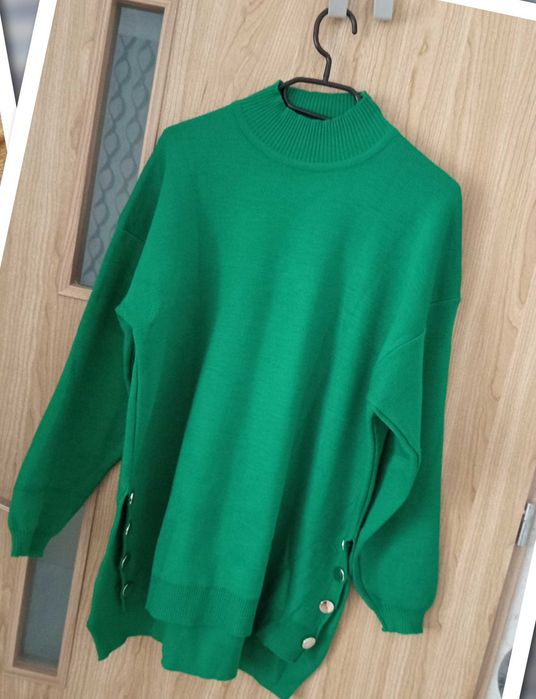 Sweterki i bluzy damskie