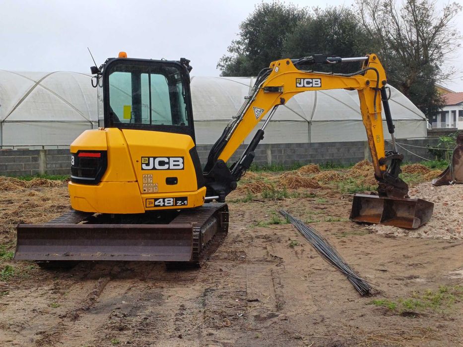 Giratória JCB 48z-1