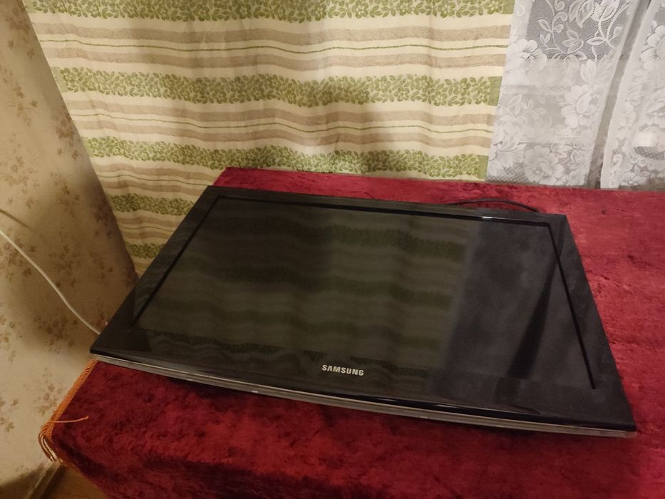 Продам телевізор Samsung