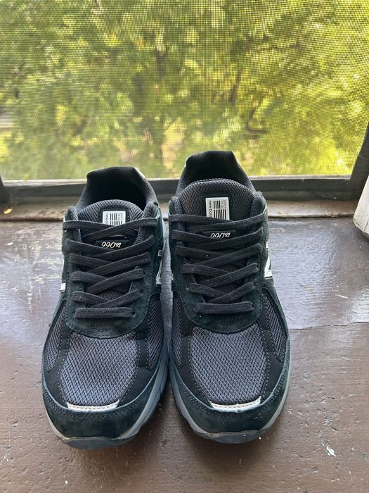 Чоловічі кросівки New Balance 990v4 Black