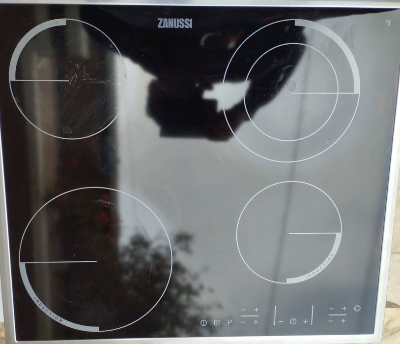 Placa de indução Zanussi