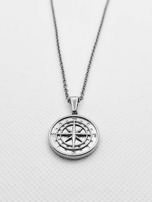 Colar/Fio com pêndulo