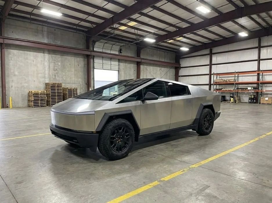Tesla Cybertruck Cyberbeast, Full self-driving, Fvat23%