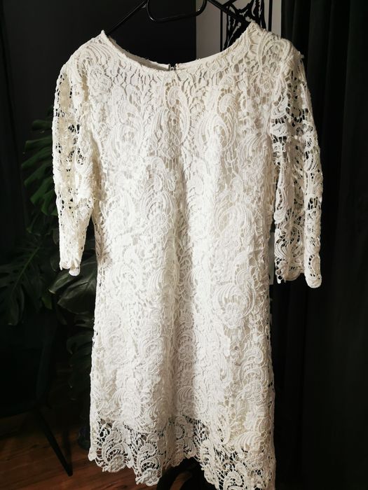 Koronkowa biała sukienka roz. L