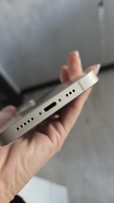 Продам Айфон 13 neverlok