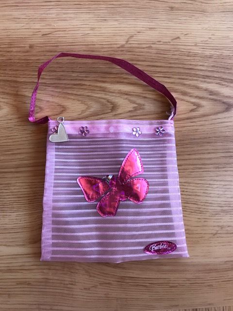 Mala da Barbie em cor de rosa
