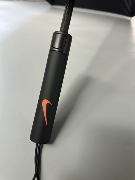 Парасолька,зонтик Nike