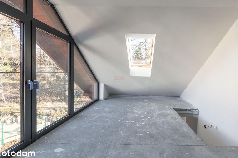 Panorama Karkonoszy i Izerów | Apartament 40+18 m², balkon, winda