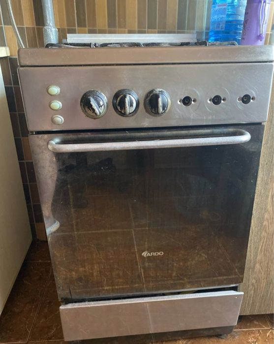 Продам плиту Ardo