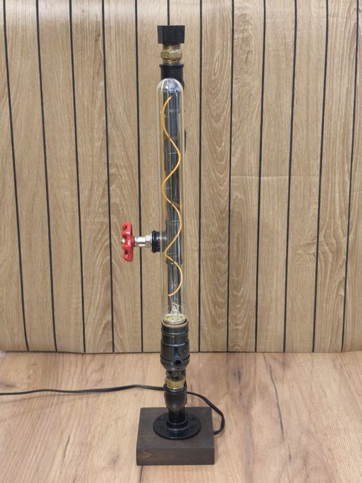 Lampa w stylu Industrial steampunk loft