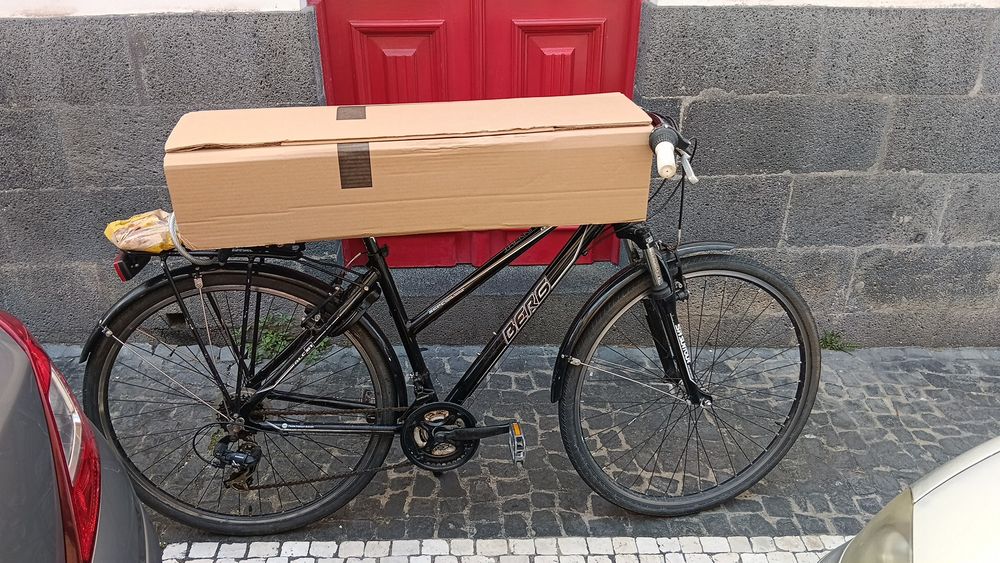 Bicicleta preta berg