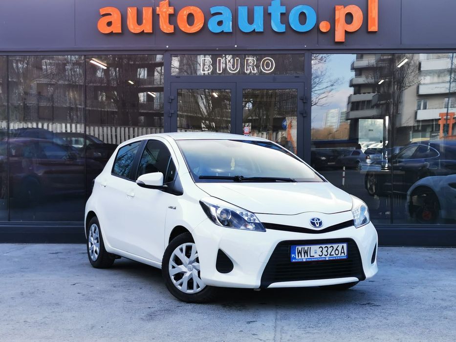 Toyota Yaris Hybrid 100 74KM,Automat, Kamera cofania, Nawigacja