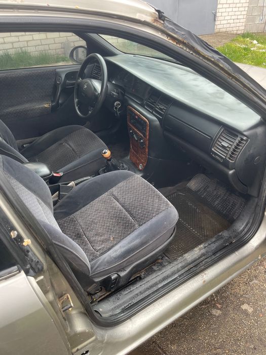 Продам Опель вектра б 1997 год