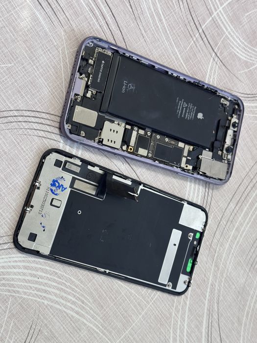 iPhone 11 64Gb на запчастини Айфон