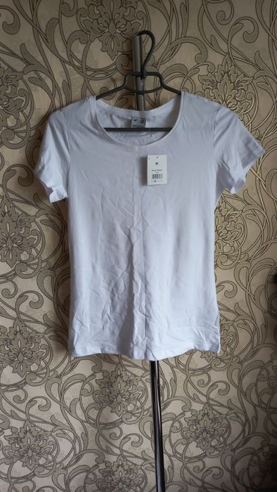 Футболка біла нова
