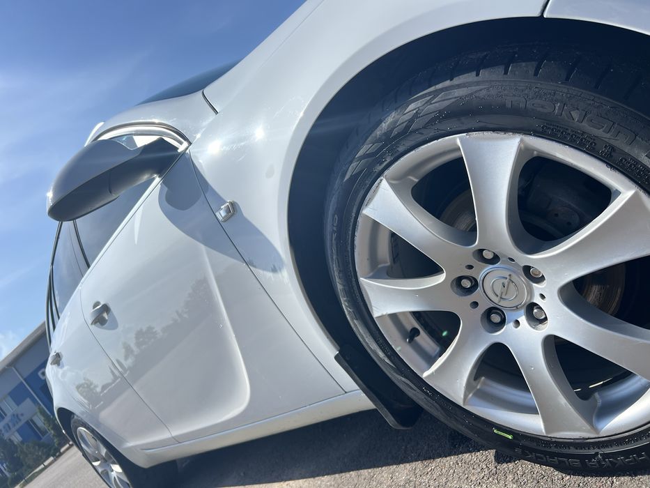 Продається Opel INSIGNIA SPORTS TOURER 2014 року 2.0 дизель