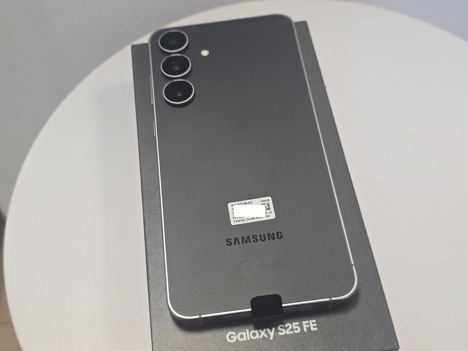 Samsung Galaxy S25 FE 8/128GB JetBlack Sklep Zamiana