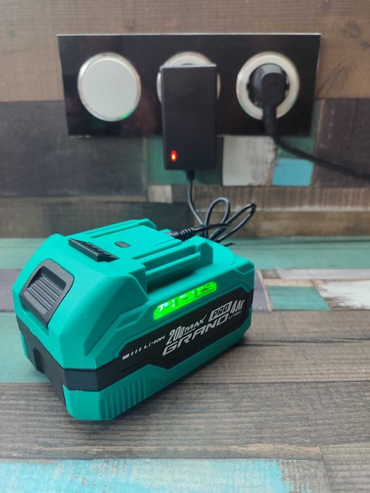 Аккумулятор 20В 4Ач батарея для инструмента под Makita для инструмента Grand Procraft Eltos Vitals Stromo + подарок