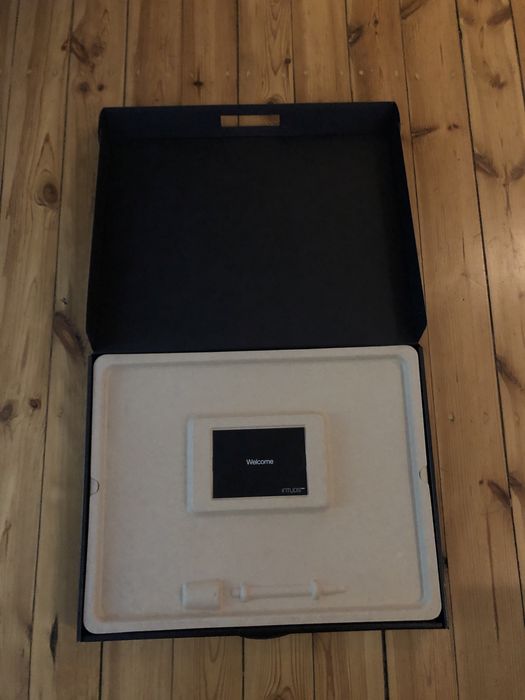 Tablet Wacom PTH-851 (uszkodzony pen)